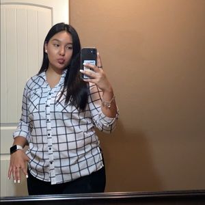 Meet your Posher, Nayeli